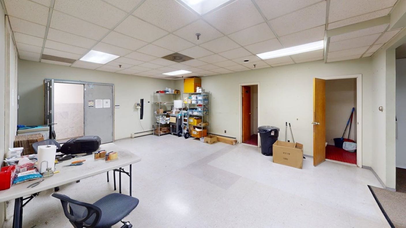 13007 26th Ave, Flushing, NY for lease Primary Photo- Image 1 of 11