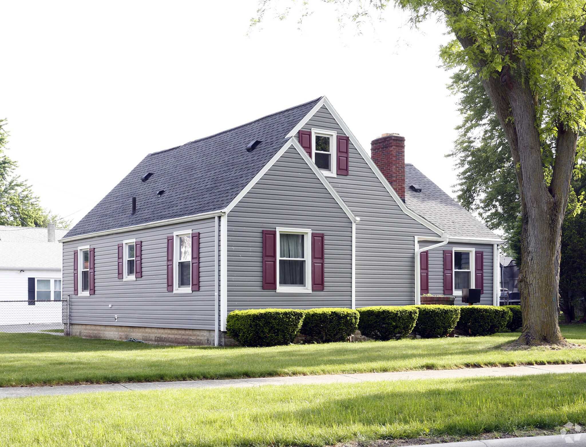 908 W Main Cross St, Findlay, OH for sale Primary Photo- Image 1 of 1