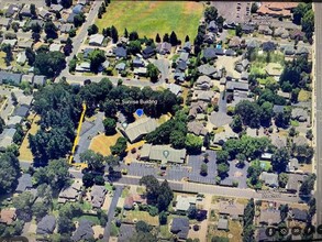 760 NE Rogahn St, Hillsboro, OR - aerial  map view