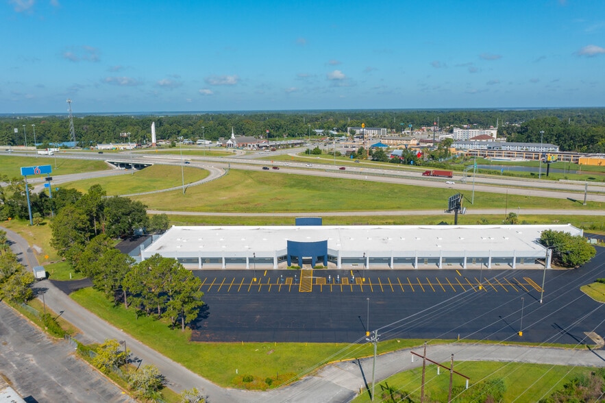 3045 Scarlett St, Brunswick, GA for lease - Building Photo - Image 1 of 9