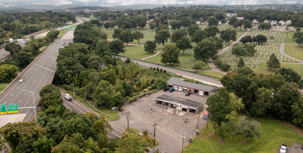 1108 East St, New Britain, CT for lease - Building Photo - Image 3 of 3