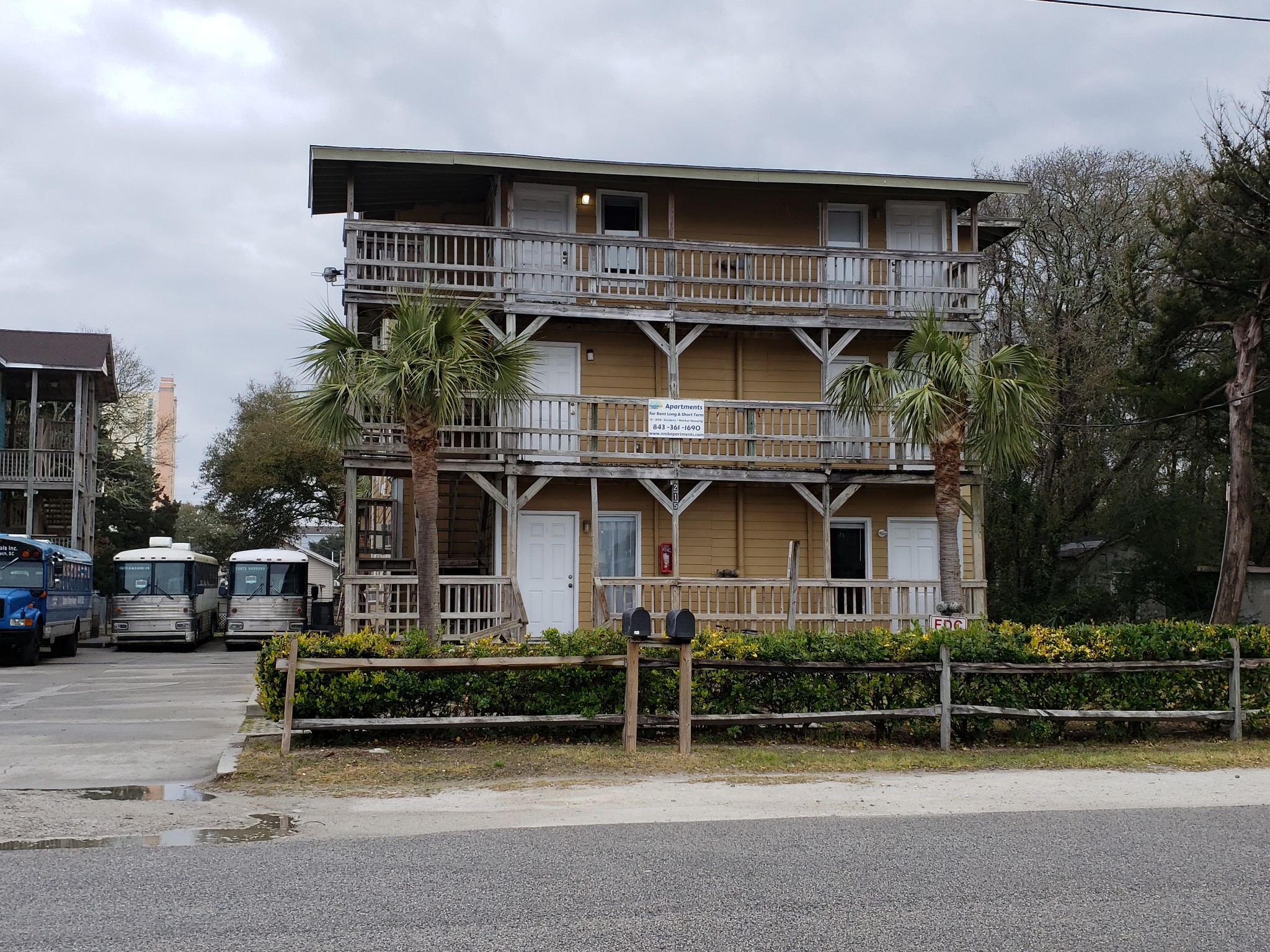 213-215 S 1st Ave, North Myrtle Beach, SC for sale Primary Photo- Image 1 of 1