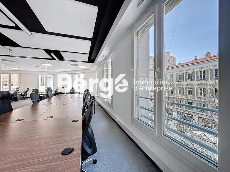 Office in Nice for lease - Interior Photo - Image 2 of 15