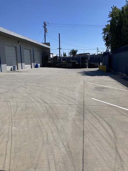 9600 Klingerman St, South El Monte, CA for lease - Building Photo - Image 2 of 5