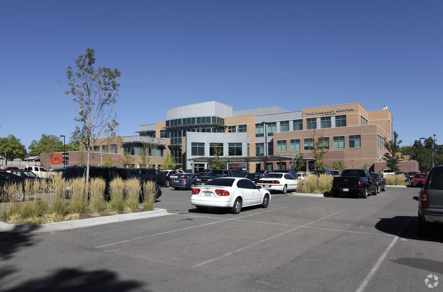 2777 Mile High Stadium Cir, Denver, CO for lease - Building Photo - Image 2 of 3