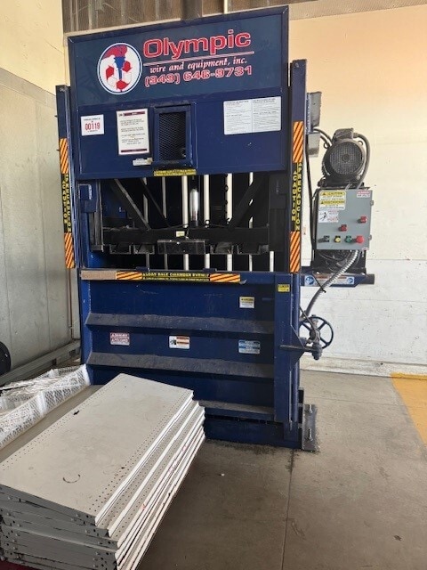 1209 W Pacheco Blvd, Los Banos, CA for lease Building Photo- Image 1 of 6