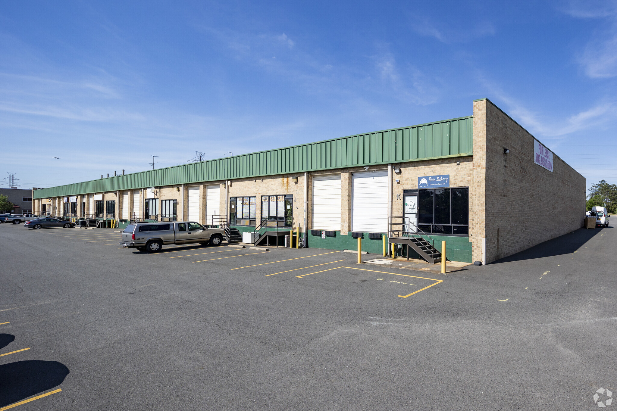 201 Davis Dr, Sterling, VA for lease Building Photo- Image 1 of 10