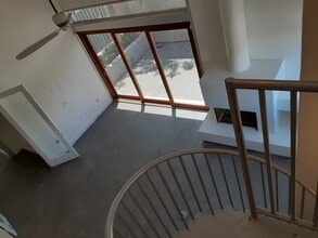 8273-8277 Beverly Blvd, Los Angeles, CA for lease Interior Photo- Image 2 of 6