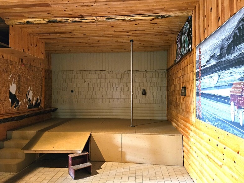 100 4th Avenue North, Foley, MN for sale - Building Photo - Image 1 of 15