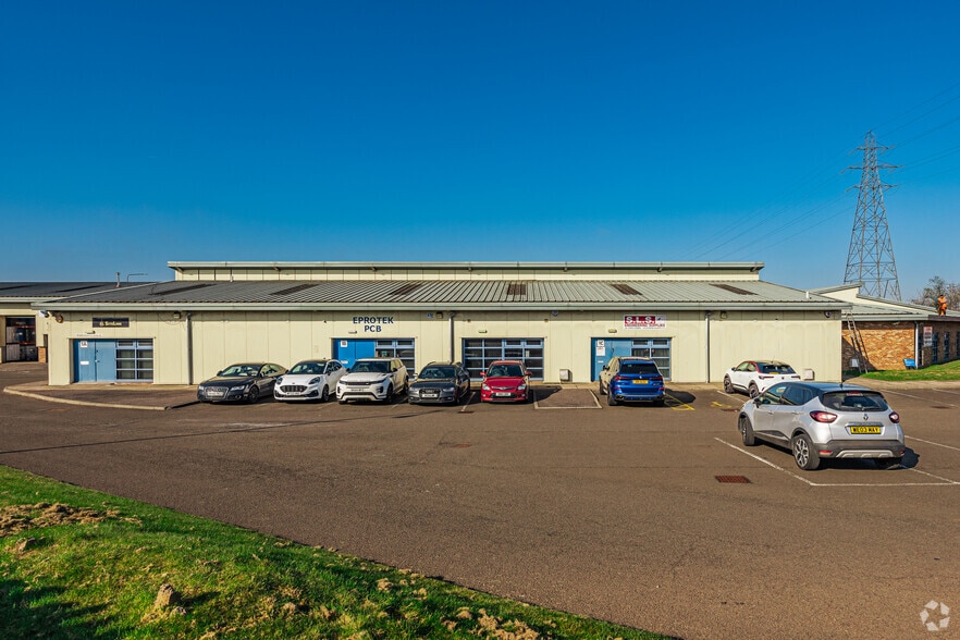Inchmuir Rd, Bathgate for lease - Building Photo - Image 2 of 3