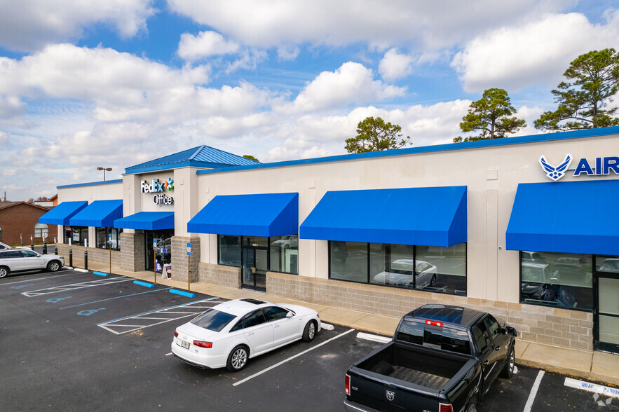 1520 Airport Blvd, Pensacola, FL for sale - Building Photo - Image 1 of 1