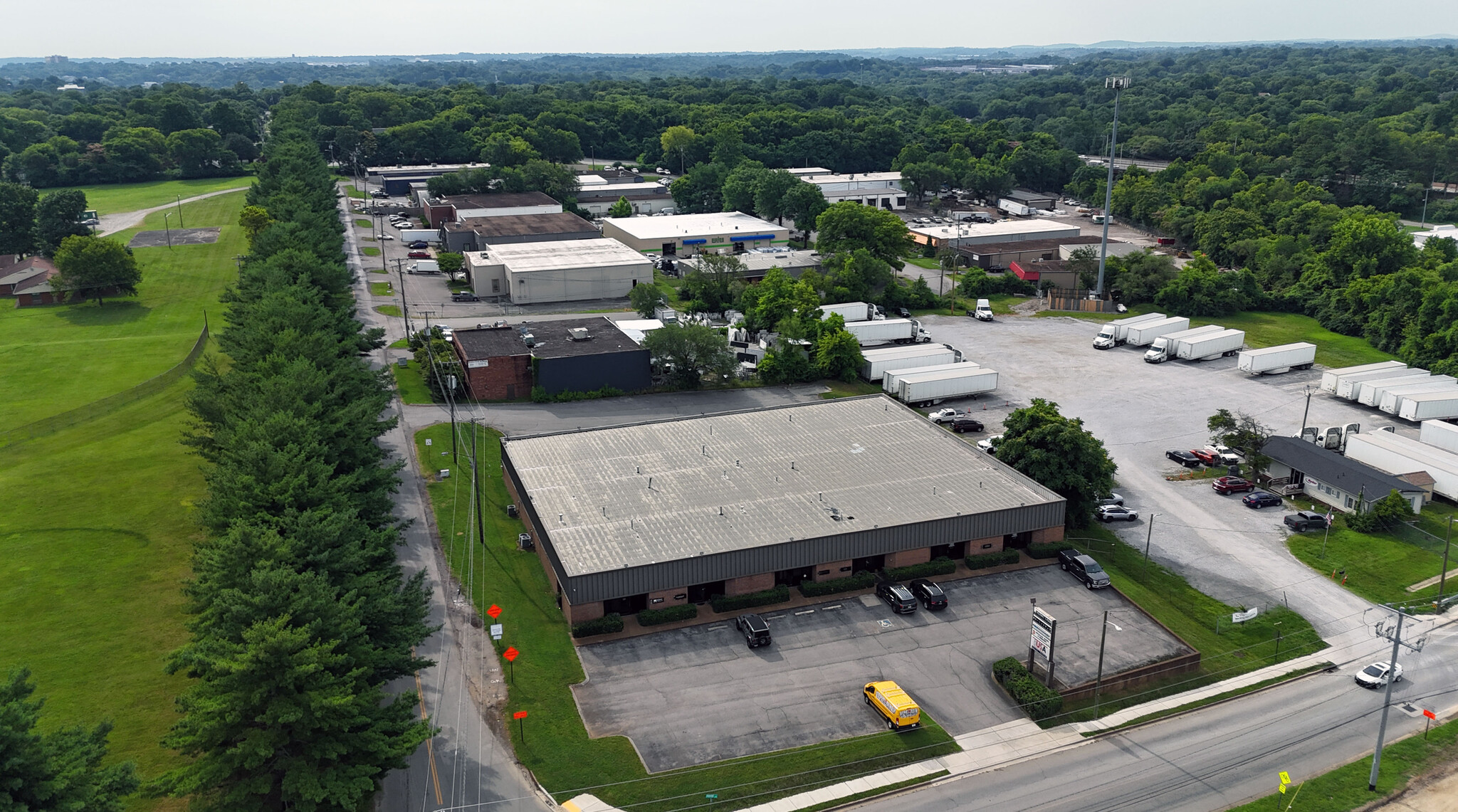 1330 Foster Ave, Nashville, TN for lease Building Photo- Image 1 of 16