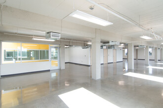 80 SE Madison St, Portland, OR for lease Interior Photo- Image 1 of 6