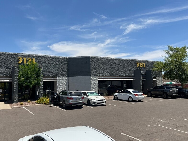 3015 S Park Dr, Tempe, AZ for lease - Building Photo - Image 1 of 10