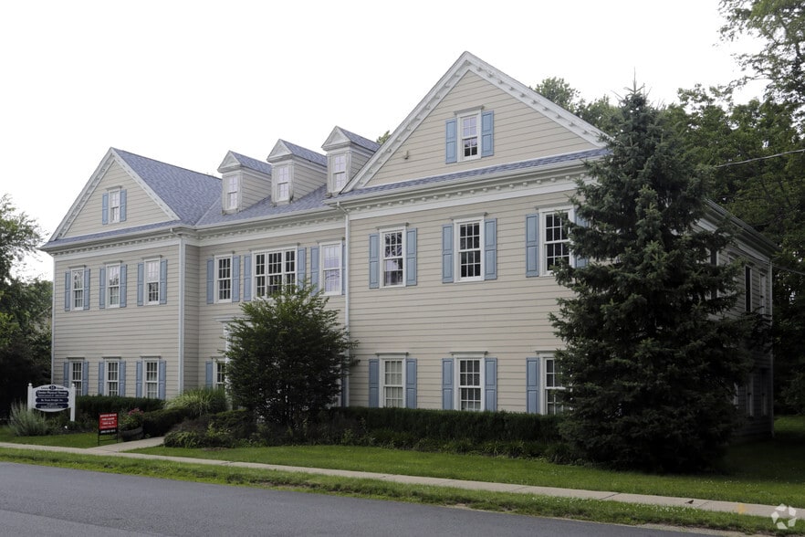 51 Grove St, Chester, NJ for lease - Building Photo - Image 2 of 21