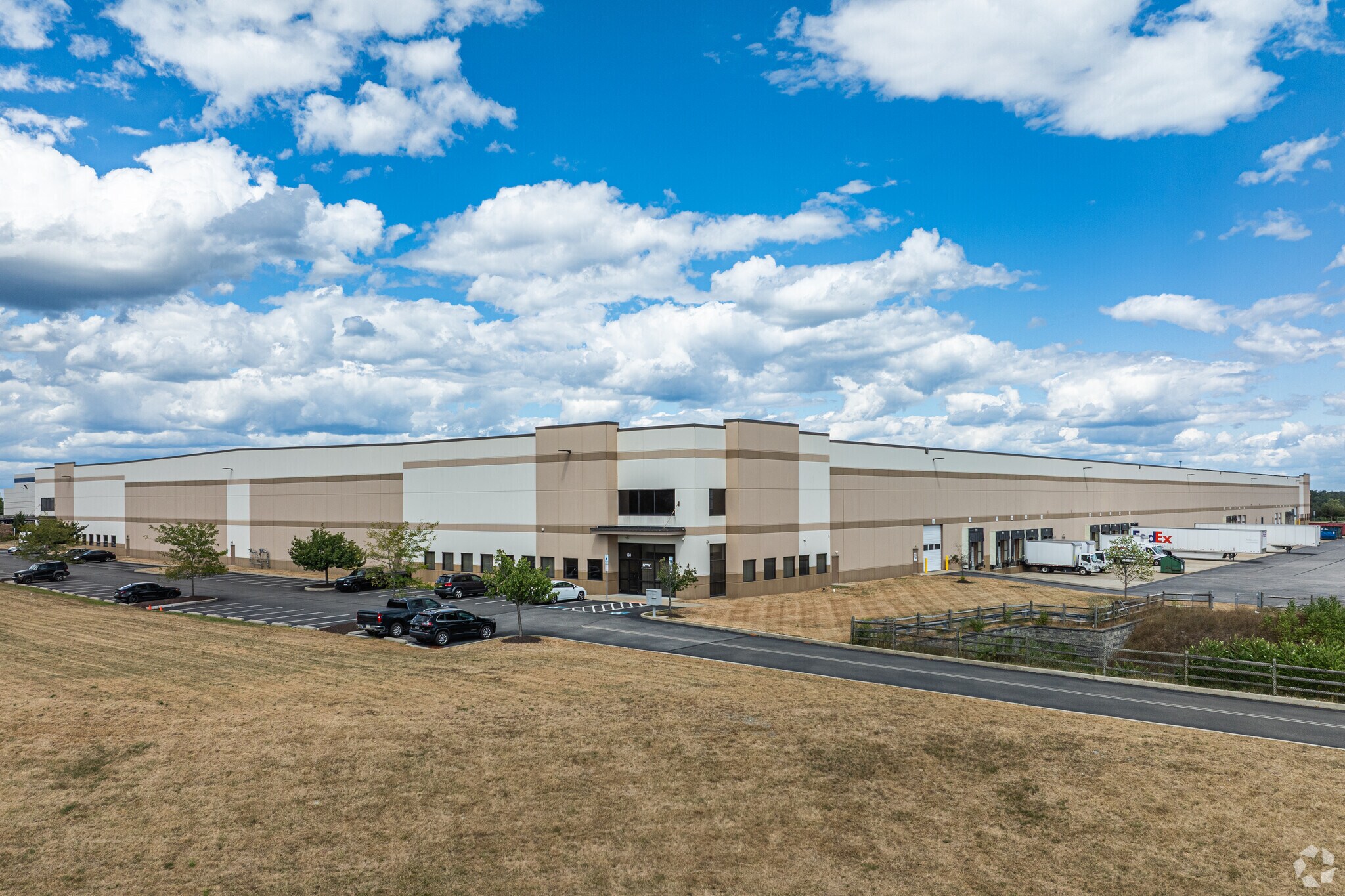 200 Solar Dr, Imperial, PA for lease Primary Photo- Image 1 of 5