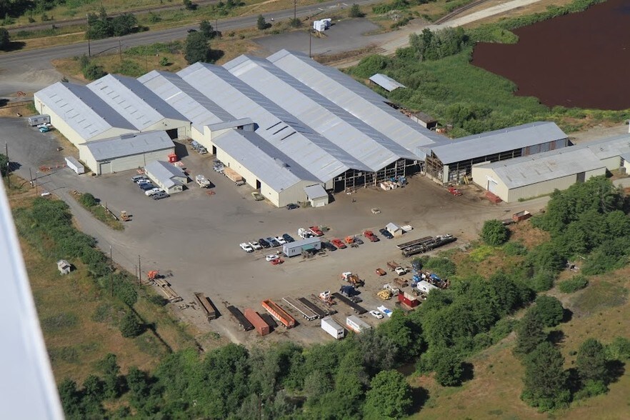 700 Merlin Rd, Grants Pass, OR for sale - Primary Photo - Image 1 of 1