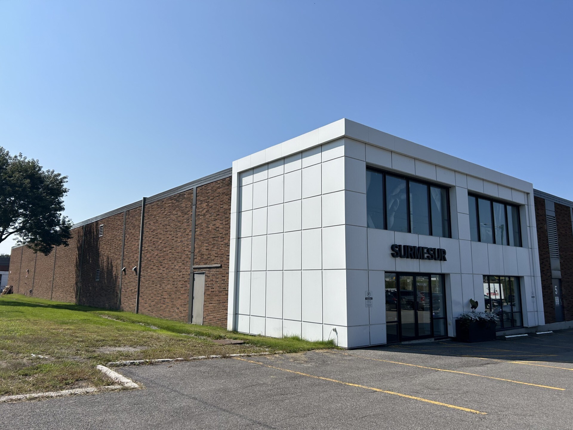 2299 Boul Du Versant-Nord, Québec, QC for lease Building Photo- Image 1 of 2