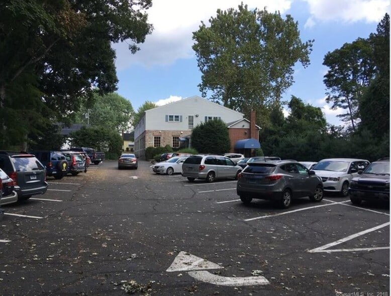 222 Mckee St, Manchester, CT for lease - Building Photo - Image 1 of 29