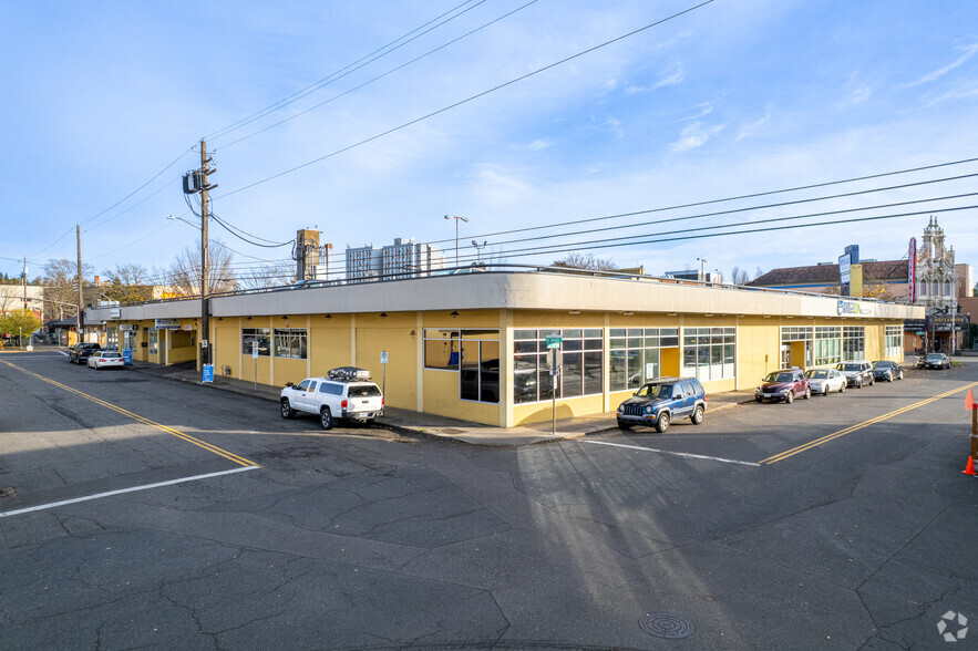 4150-4152 NE Hancock, Portland, OR for lease - Building Photo - Image 2 of 10