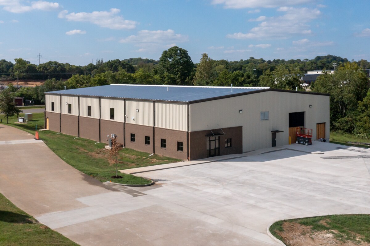 North Building Airport Rd, Gallatin, TN 37066 Airport Road