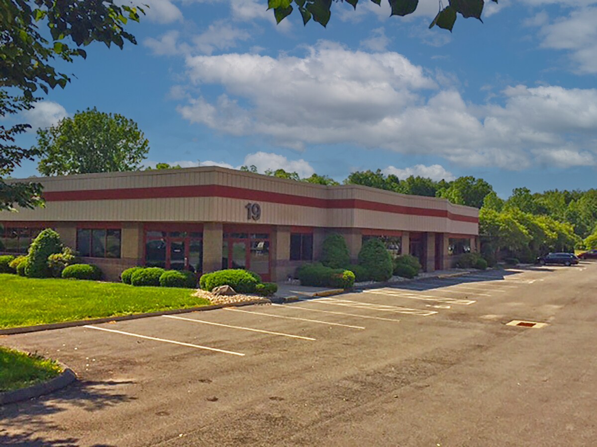 19 Tuttle Pl, Middletown, CT for sale Building Photo- Image 1 of 1