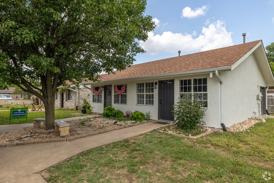 501-603 N Carlsbad St, Owasso, OK for sale - Primary Photo - Image 1 of 1