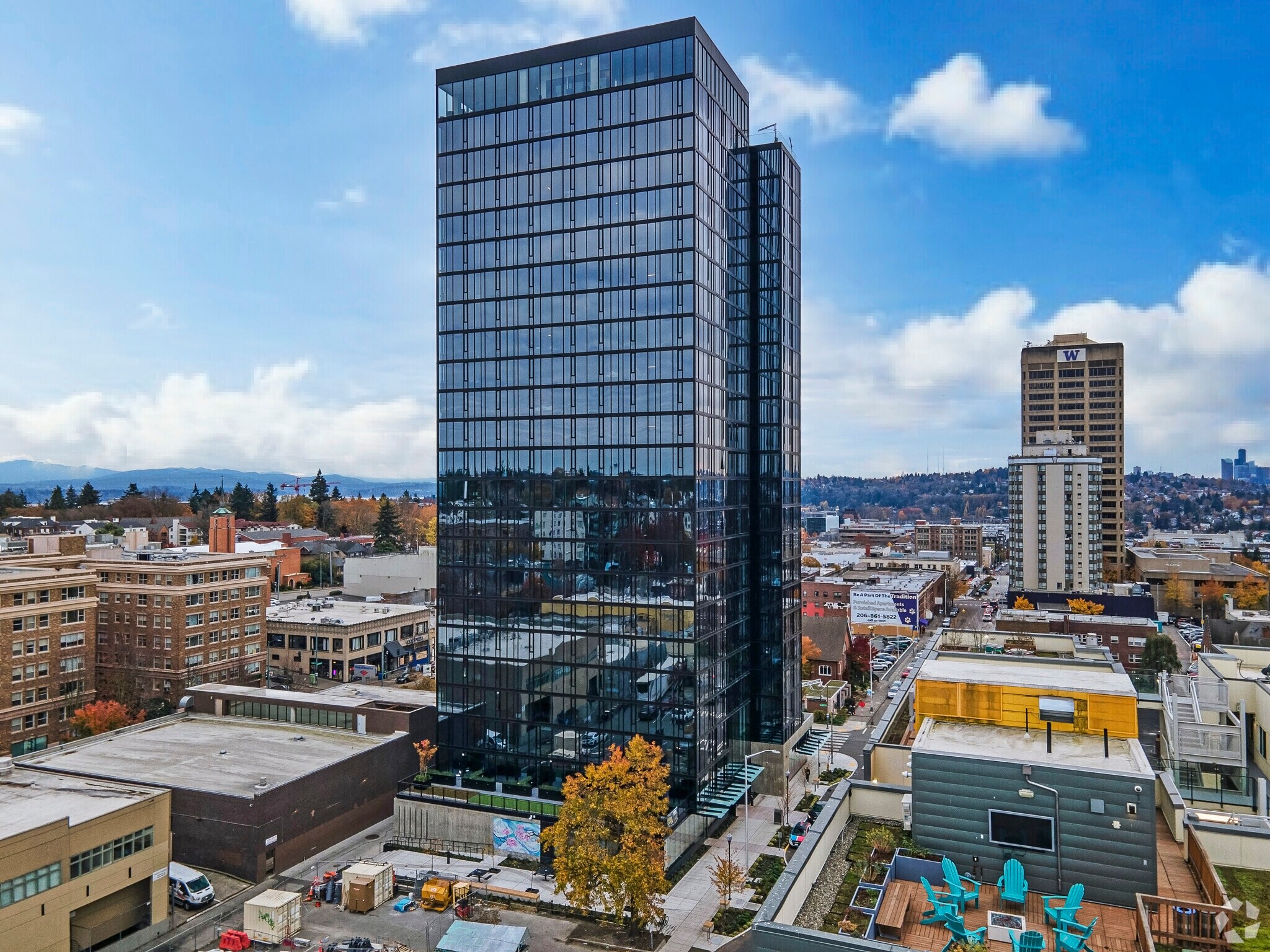 4700 Brooklyn Ave NE, Seattle, WA for sale Primary Photo- Image 1 of 1