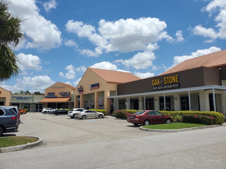 4001-4067 Clark Rd, Sarasota, FL for lease - Building Photo - Image 2 of 5