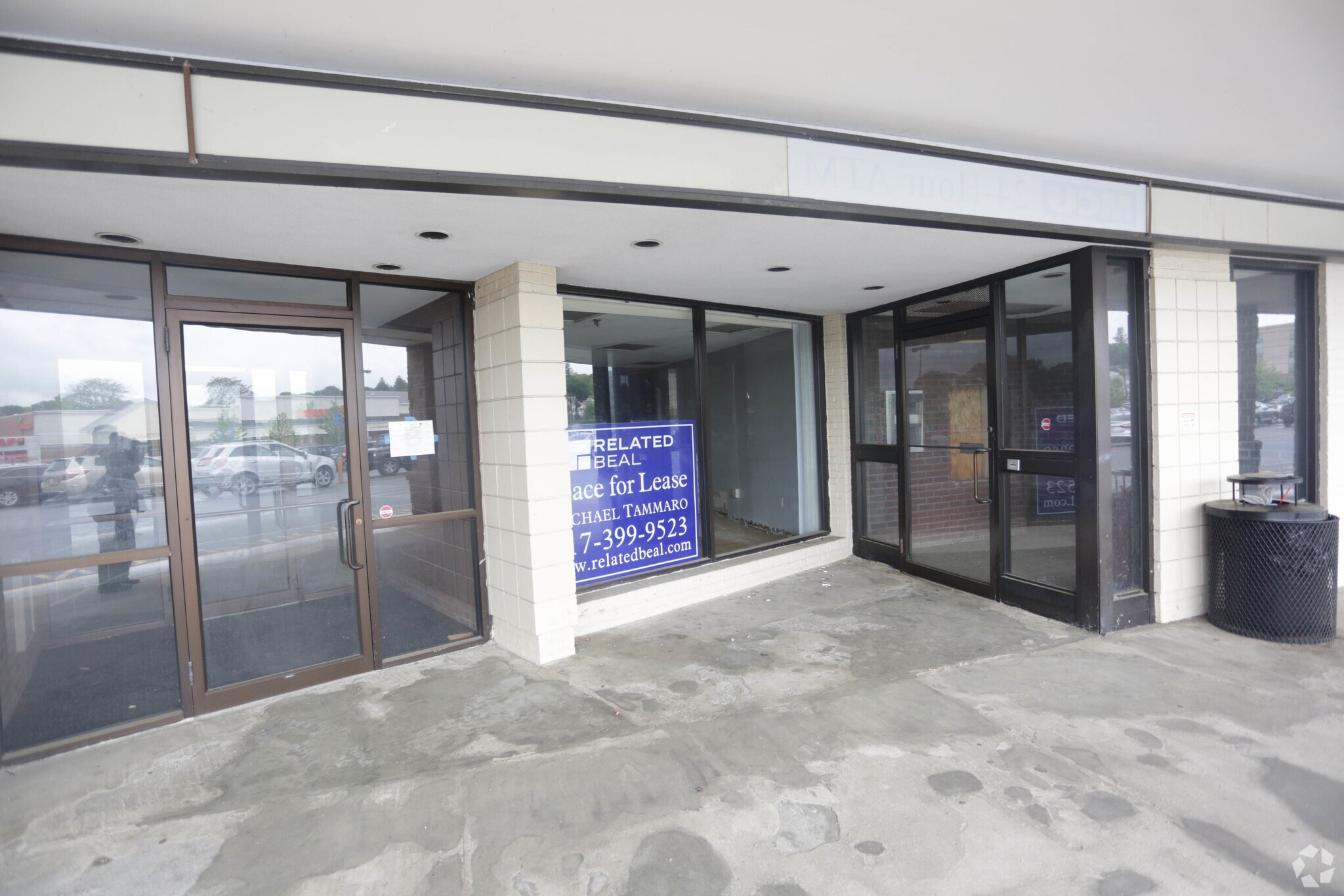 68 Stafford St, Worcester, MA 01603 ster Square Plaza