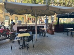 Retail in Barcelona, Barcelona for lease Interior Photo- Image 2 of 5