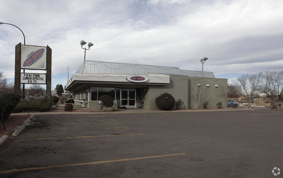 399 W Littleton Blvd, Littleton, CO for sale - Primary Photo - Image 1 of 5