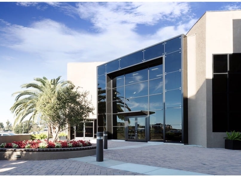 2505 McCabe Way, Irvine, CA for lease - Primary Photo - Image 1 of 6