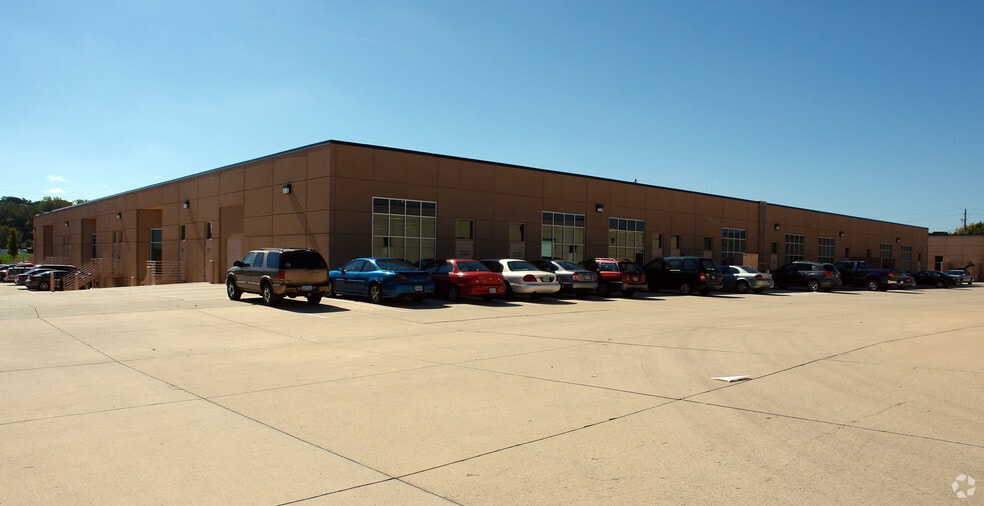 535 SW 7th St, Des Moines, IA for sale - Building Photo - Image 3 of 12