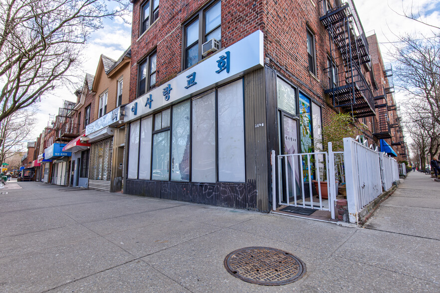 4502 Skillman Ave, Sunnyside, NY for sale - Building Photo - Image 1 of 1