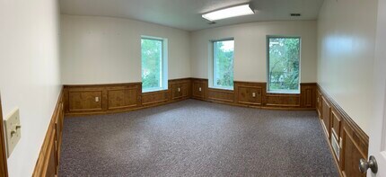 766 E Pittsburgh St, Greensburg, PA for lease Interior Photo- Image 1 of 8
