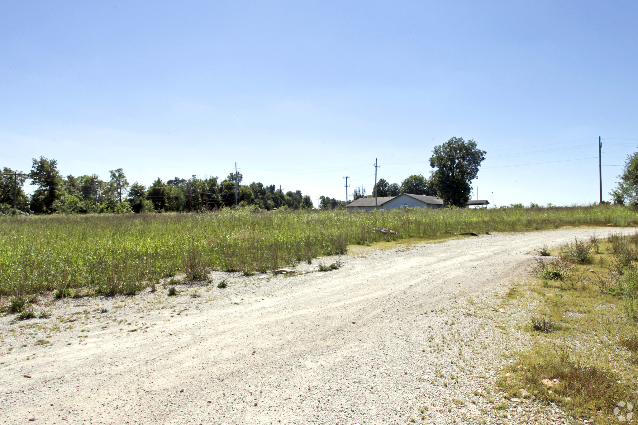 4912 W Chestnut Expy, Springfield, MO for sale Primary Photo- Image 1 of 1