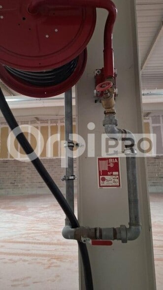Retail in Soissons for lease - Building Photo - Image 3 of 14