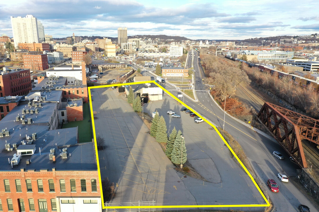 241 Southbridge St, Worcester, MA 01608 Portfolio of 3 parcels