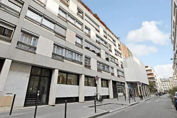Office in Paris for sale Building Photo- Image 1 of 10