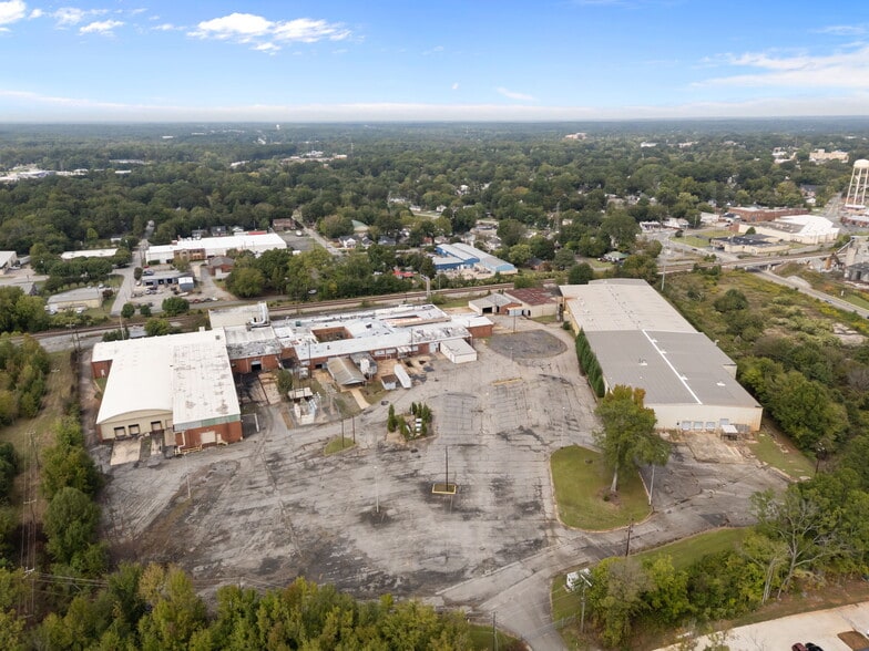 110 Thermoid Way, Salisbury, NC for sale - Building Photo - Image 3 of 13