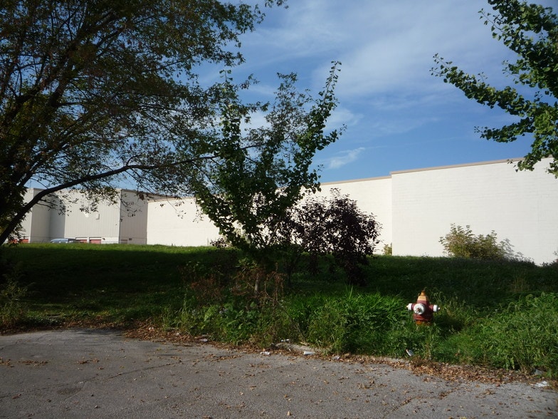 2044 Wesley Ave, Evanston, IL for sale - Building Photo - Image 1 of 3