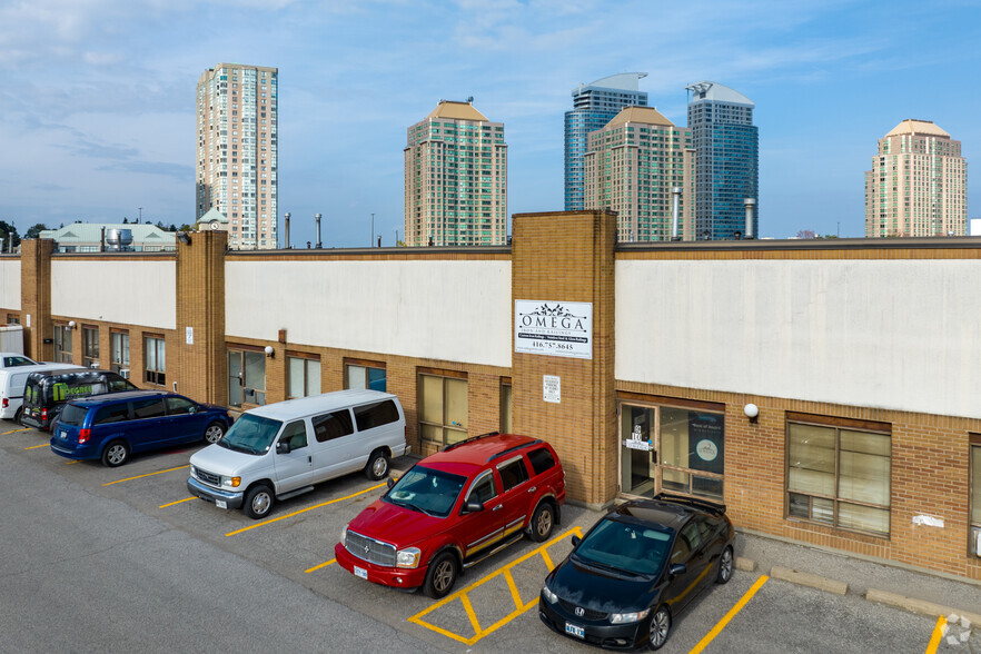 690 Progress Ave, Toronto, ON for lease - Building Photo - Image 3 of 4