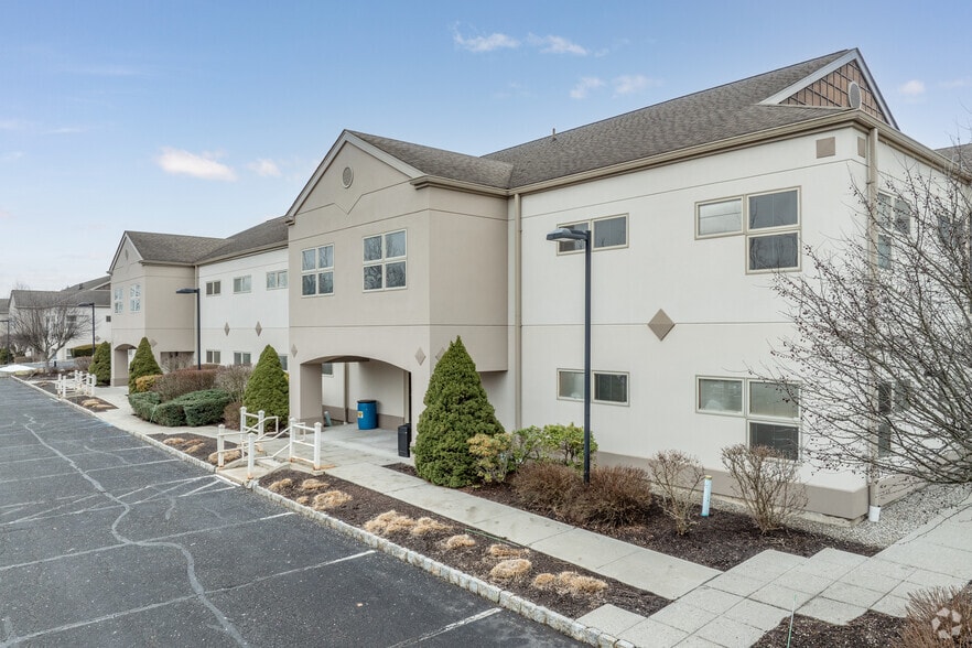 3 Coates Dr, Goshen, NY for lease - Building Photo - Image 1 of 8