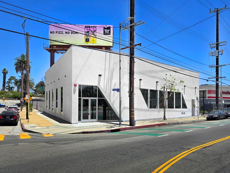 5075 W Adams Blvd, Los Angeles, CA for lease - Building Photo - Image 1 of 10