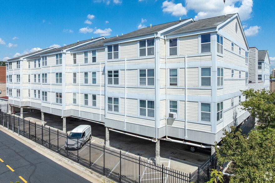 201 N Crain Hwy, Glen Burnie, MD for sale - Building Photo - Image 2 of 4