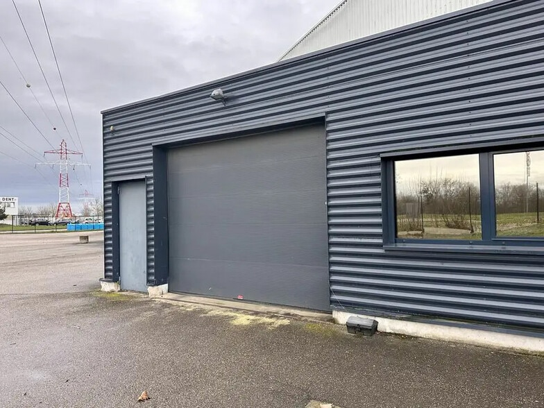 Industrial in Wolfisheim for lease - Building Photo - Image 3 of 13