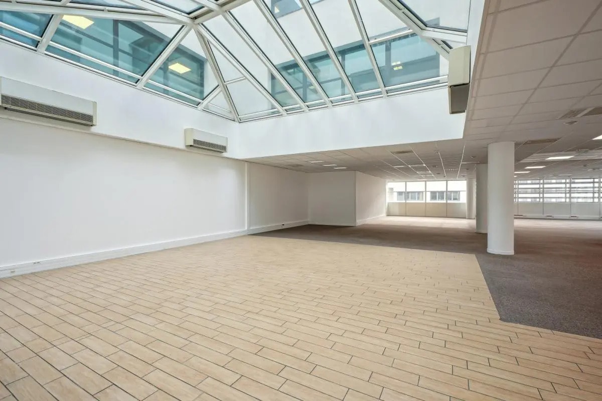 60 Avenue Rockefeller, Lyon for lease Interior Photo- Image 1 of 21
