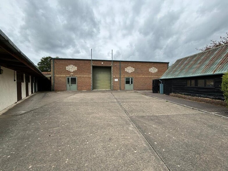 Soake Road, Denmead for lease - Building Photo - Image 1 of 12