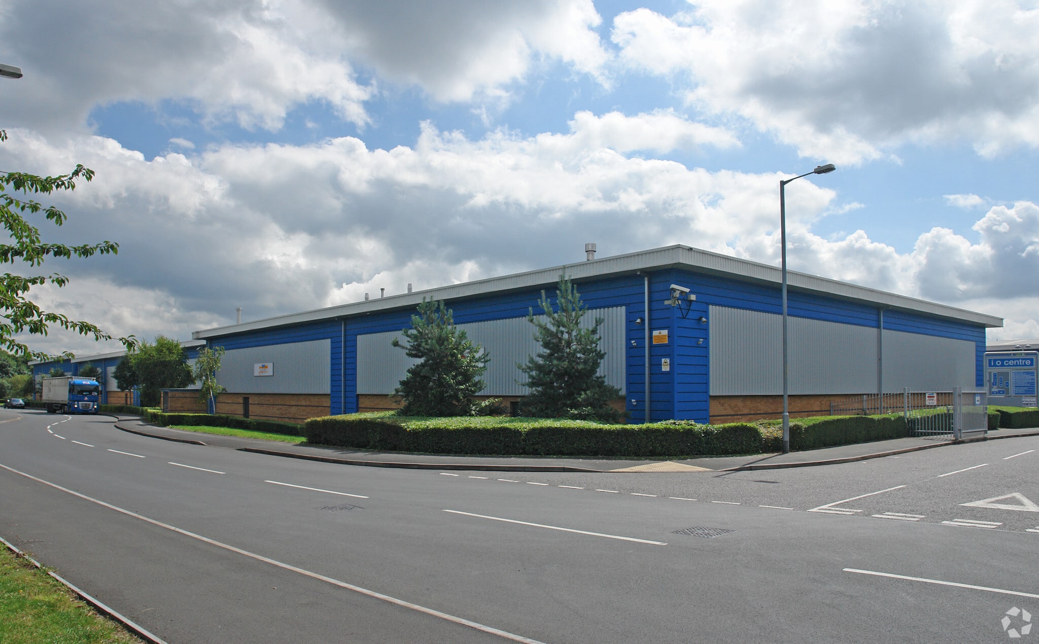 Nash Rd, Redditch for sale Primary Photo- Image 1 of 1